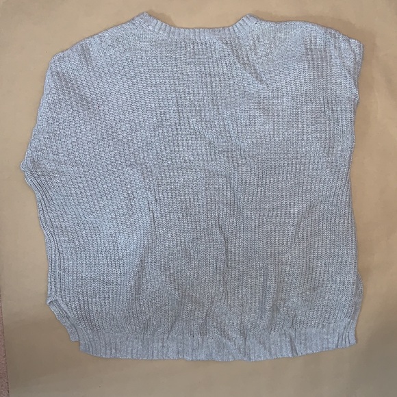 hollister knit sweater - Picture 2 of 4